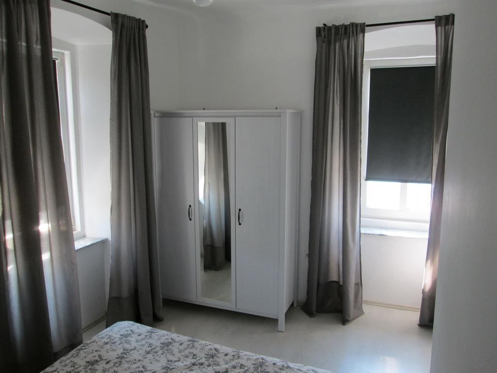 Vlatkoviceva Apartments Senj  Pokoj fotografie
